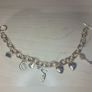 Charm bracelet